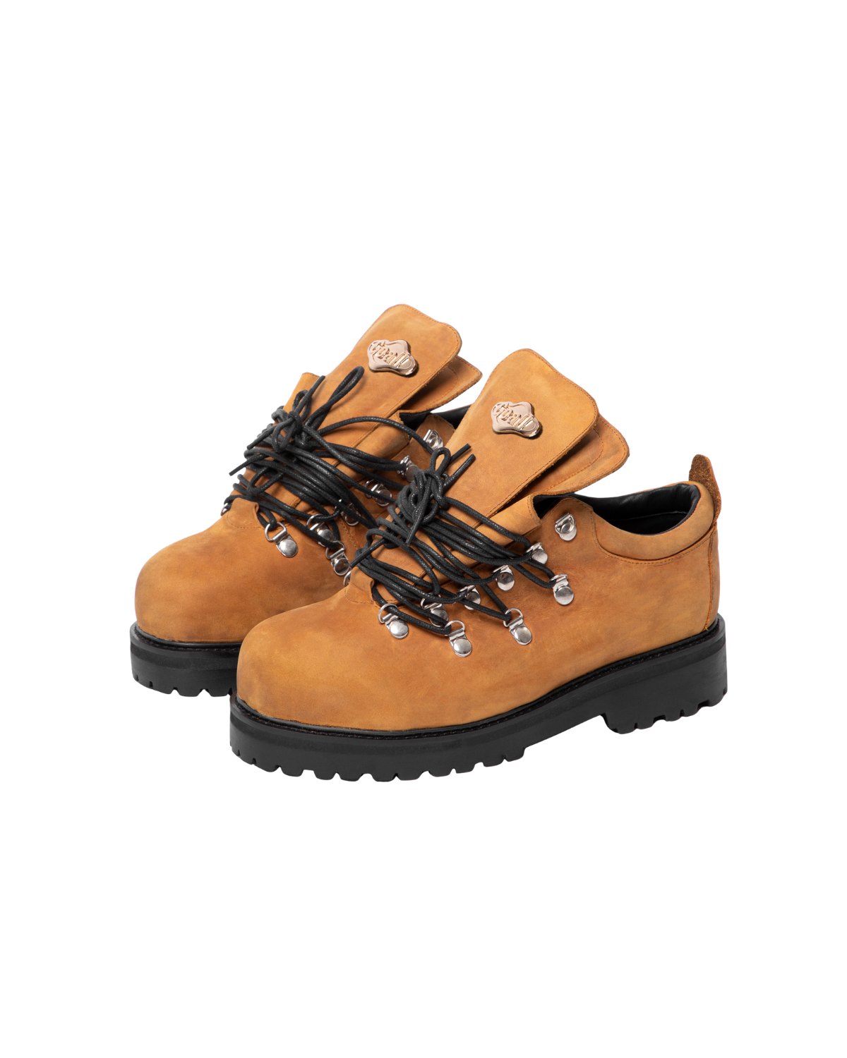 RISING STAR HIKING BOOTS LOW – Matte Camel